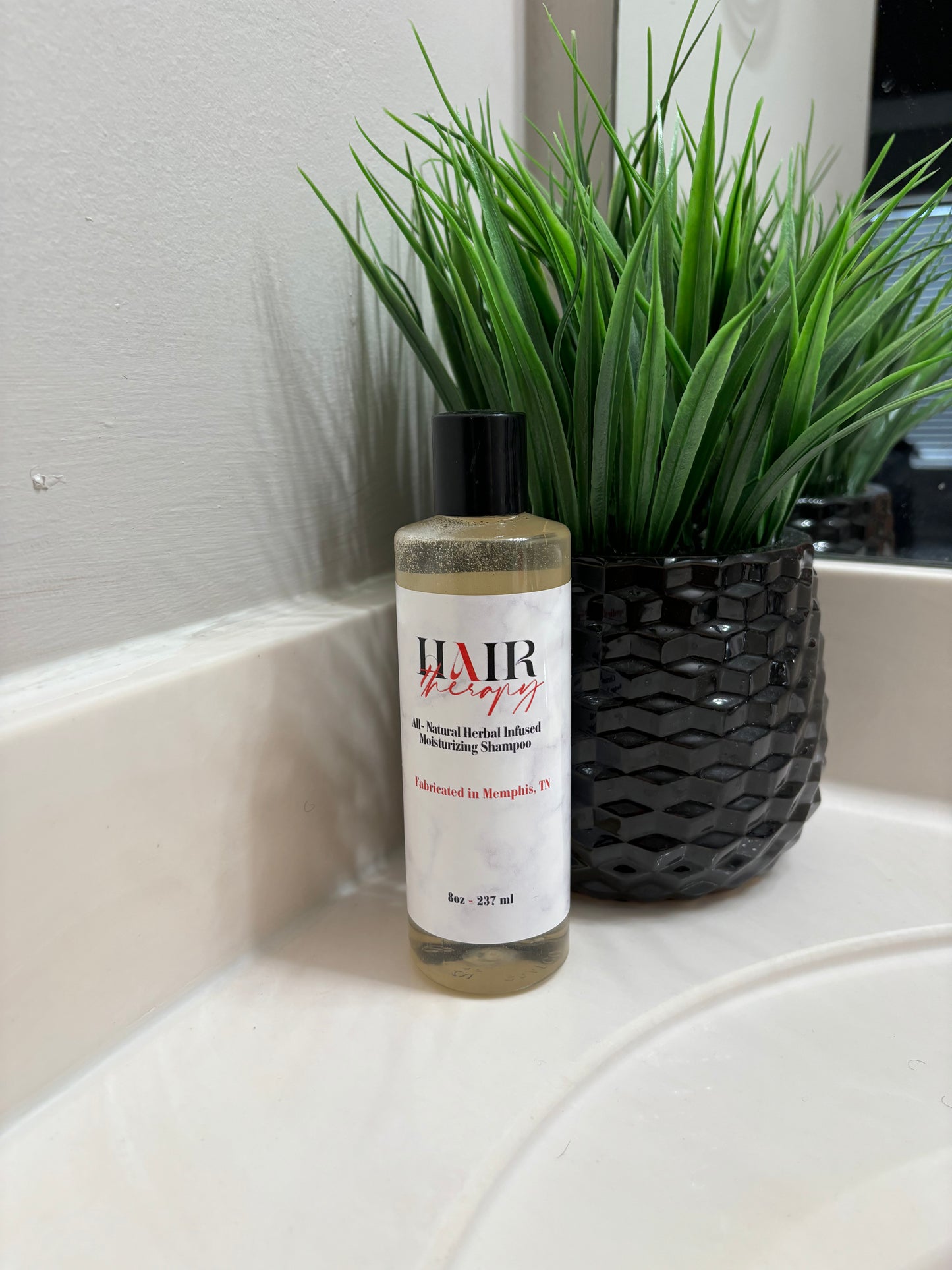 All-Natural Herbal Infused Moisturizing Shampoo